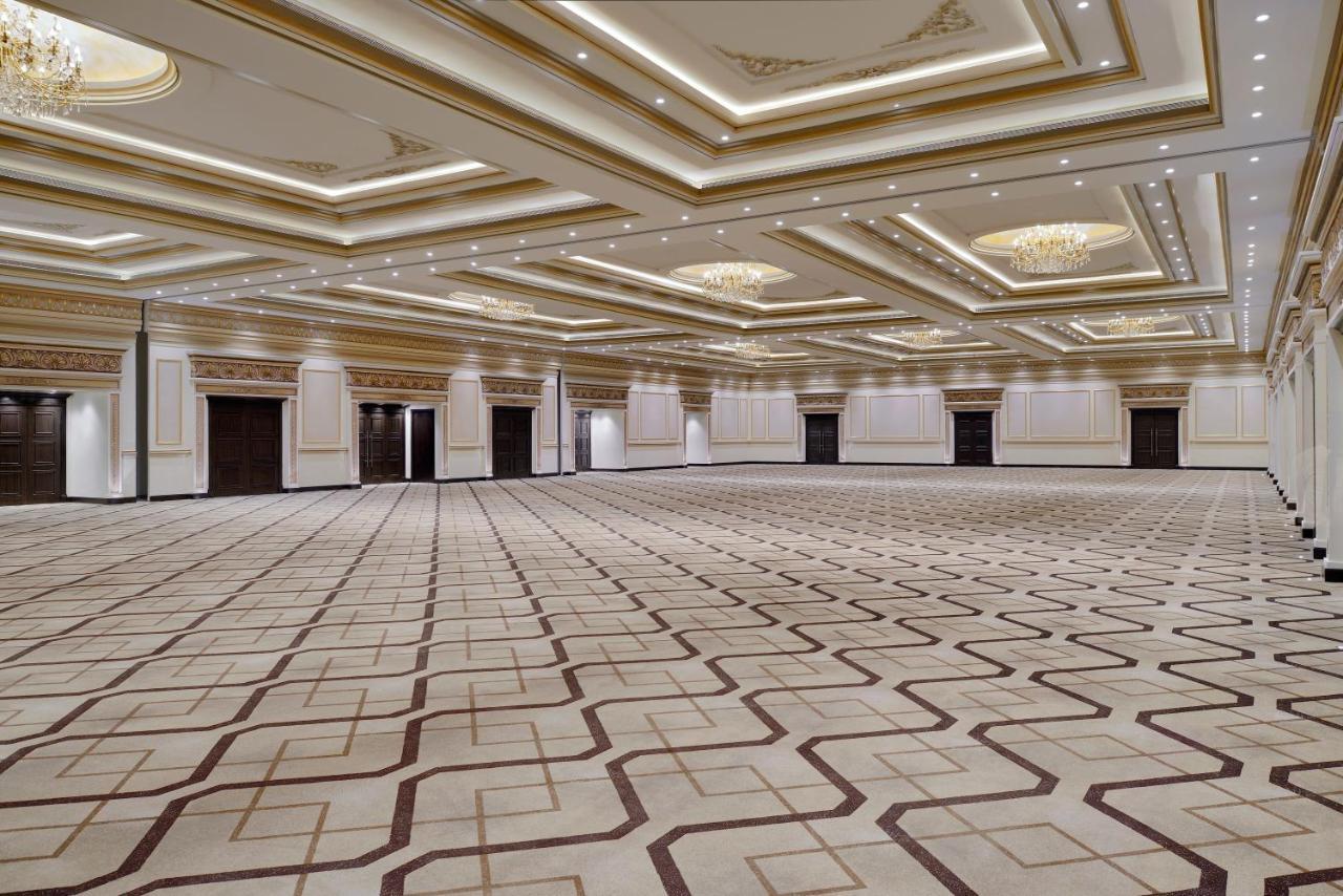 Voco - Riyadh, An Ihg Hotel - فندق فوكو الرياض, احدى فنادق مجموعة إنتركونتيننتال Riade Exterior foto The Grand Ballroom