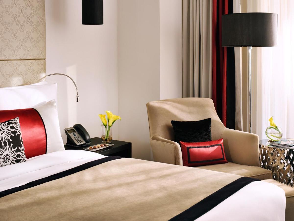 Voco - Riyadh, An Ihg Hotel - فندق فوكو الرياض, احدى فنادق مجموعة إنتركونتيننتال Riade Exterior foto A room at the hotel