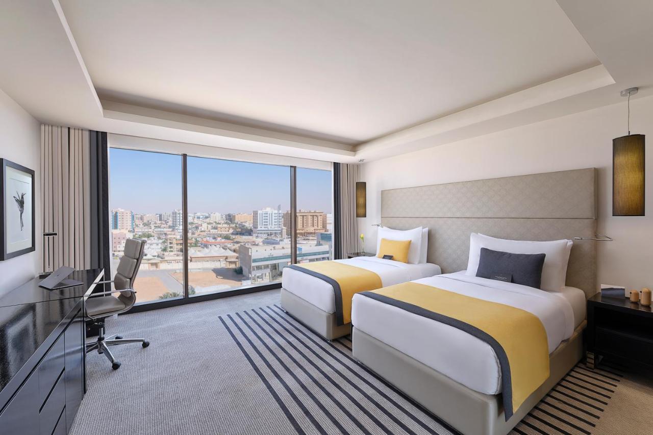 Voco - Riyadh, An Ihg Hotel - فندق فوكو الرياض, احدى فنادق مجموعة إنتركونتيننتال Riade Exterior foto Deluxe Room
