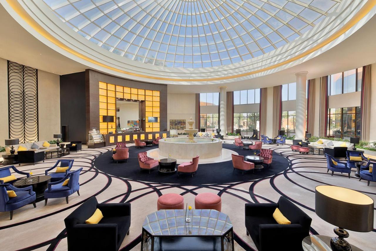 Voco - Riyadh, An Ihg Hotel - فندق فوكو الرياض, احدى فنادق مجموعة إنتركونتيننتال Riade Exterior foto Lobby